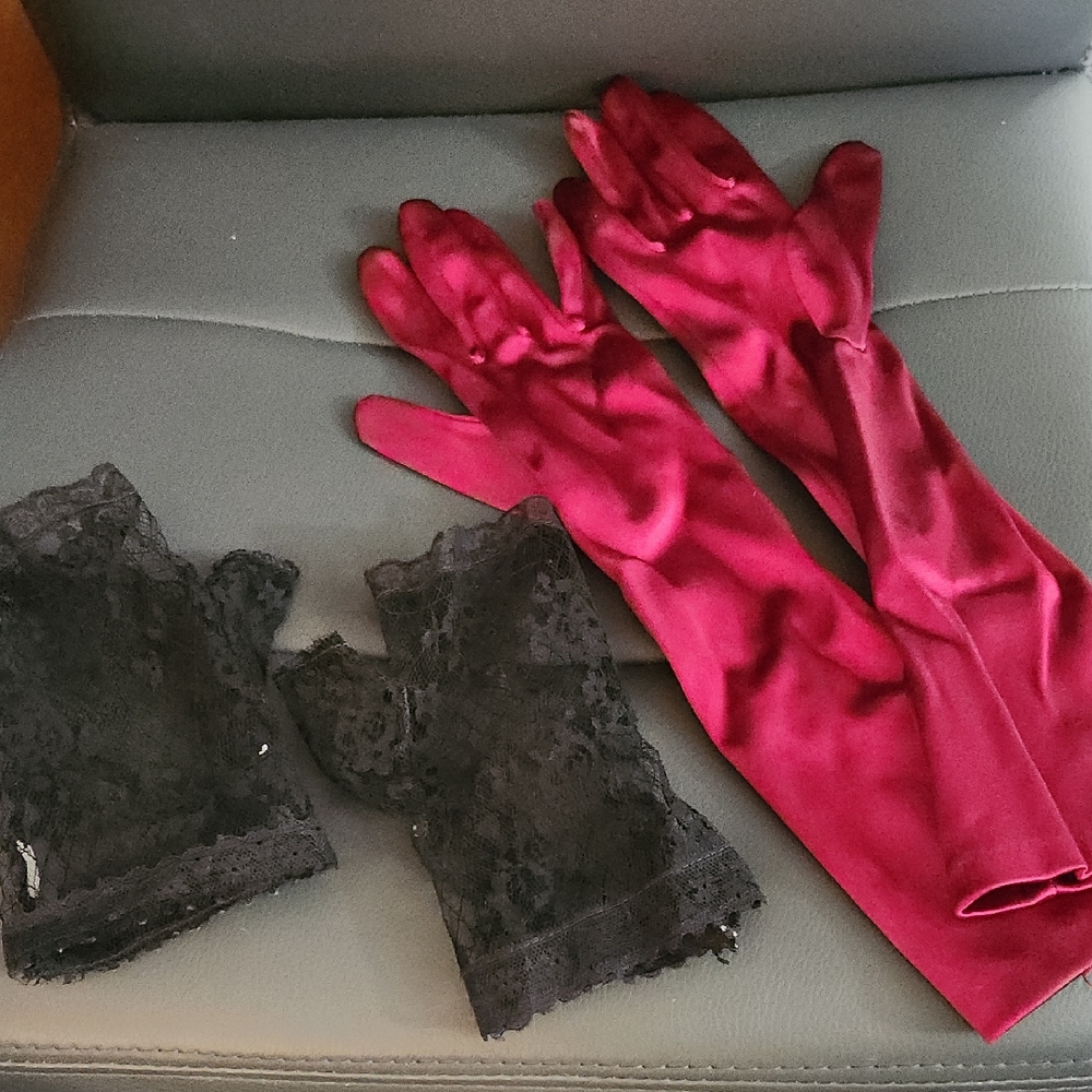 Long Satin Opera Gloves and Lace Fingerless Gloves Set - Burgundy and Black